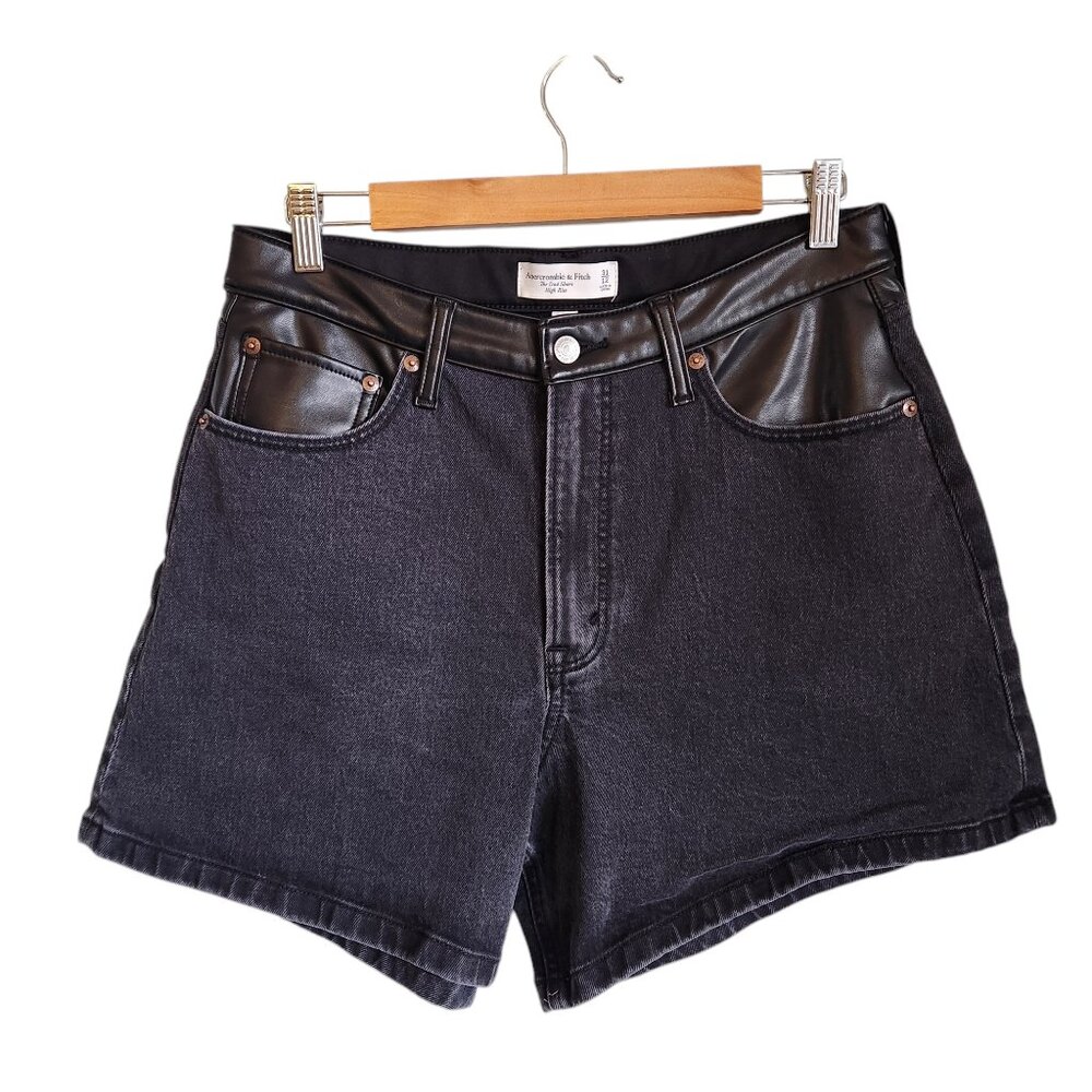 Abercrombie A&F Shorts 31 12 Women's Black Curve Love The Dad Short High Rise